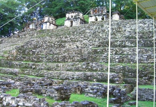 Acrópolis (3281 visitas) Acrópolis La acrópolis Acrópolis