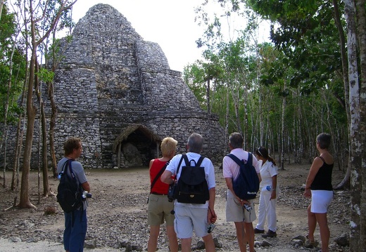 Estructura X (2504 visitas) Estructura X en Cobá Estructura X