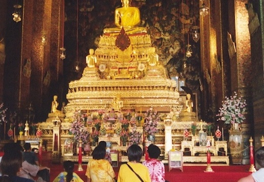 Wat Pho (2566 visitas) Templo Wat Pho en el complejo del Palacio Real Wat Pho