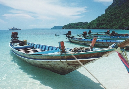 Ang Thong (2711 visitas) Playa en Ang Thong Una de las playas del Parque Nacional Marítimo de Ang Thong Ang Thong