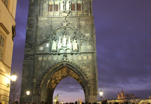 Torre de noche