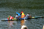 Un equipo, dos palistas, tres banderas