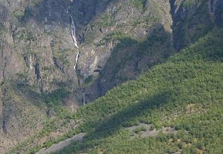 ¿Se ve la cascada? (1710 visitas) ¿Se ve la cascada? ¿Se ve la cascada?