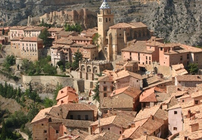 Albarracín desde la muralla (2193 visitas) Albarracín desde la muralla Albarracín desde la muralla
