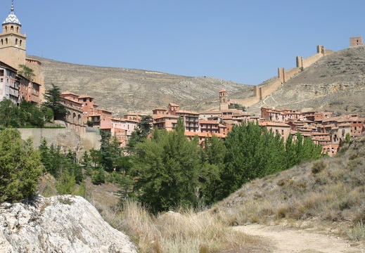 Albarracín desde el paseo fluvial (3282 visitas) Albarracín desde el paseo fluvial Albarracín desde el paseo fluvial