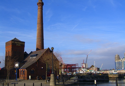 The Pumphouse Inn (1956 visitas) The Pumphouse Inn Antigua estación de bombeo en el extremo norte del Albert Dock, reconvertida en p... The Pumphouse Inn