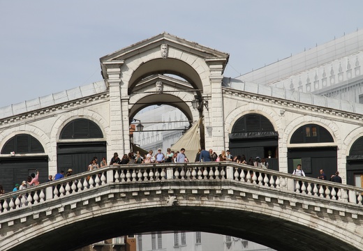 Detalle del puente de Rialto (1507 visitas) Detalle de la parte superior del puente de Rialto Detalle del puente de Rialto