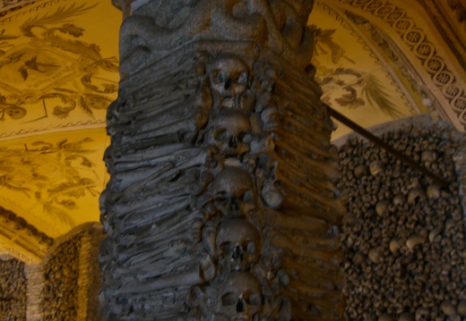 Columna (3254 visitas) Columna de Huesos Columna